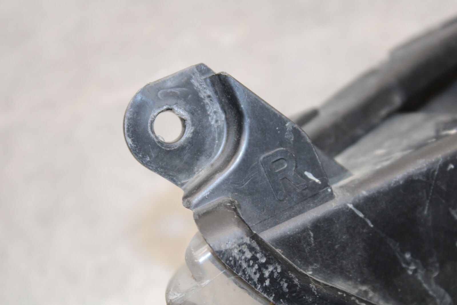 09-12 KAWASAKI NINJA ZX6R ZX600R RIGHT FRONT TURN SIGNAL LIGHT INDICATOR BB656