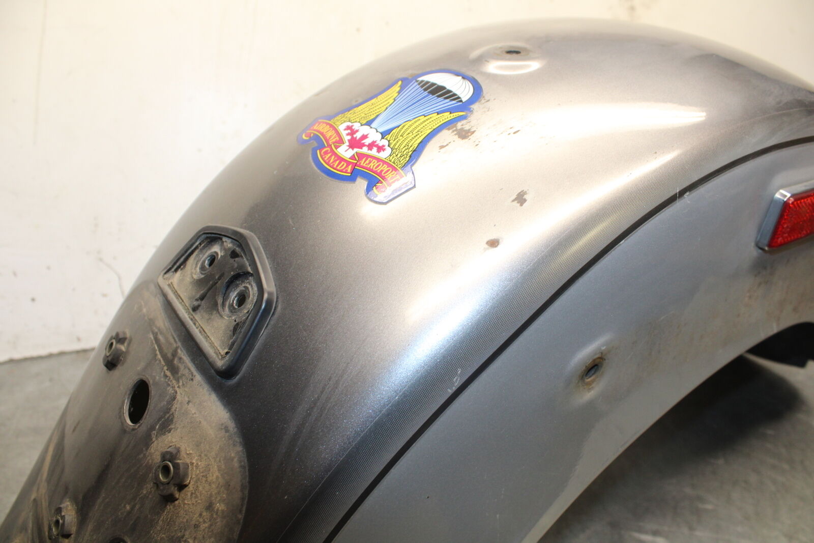 05-09 SUZUKI BOULEVARD C90 REAR BACK WHEEL FENDER MUD GUARD BB692