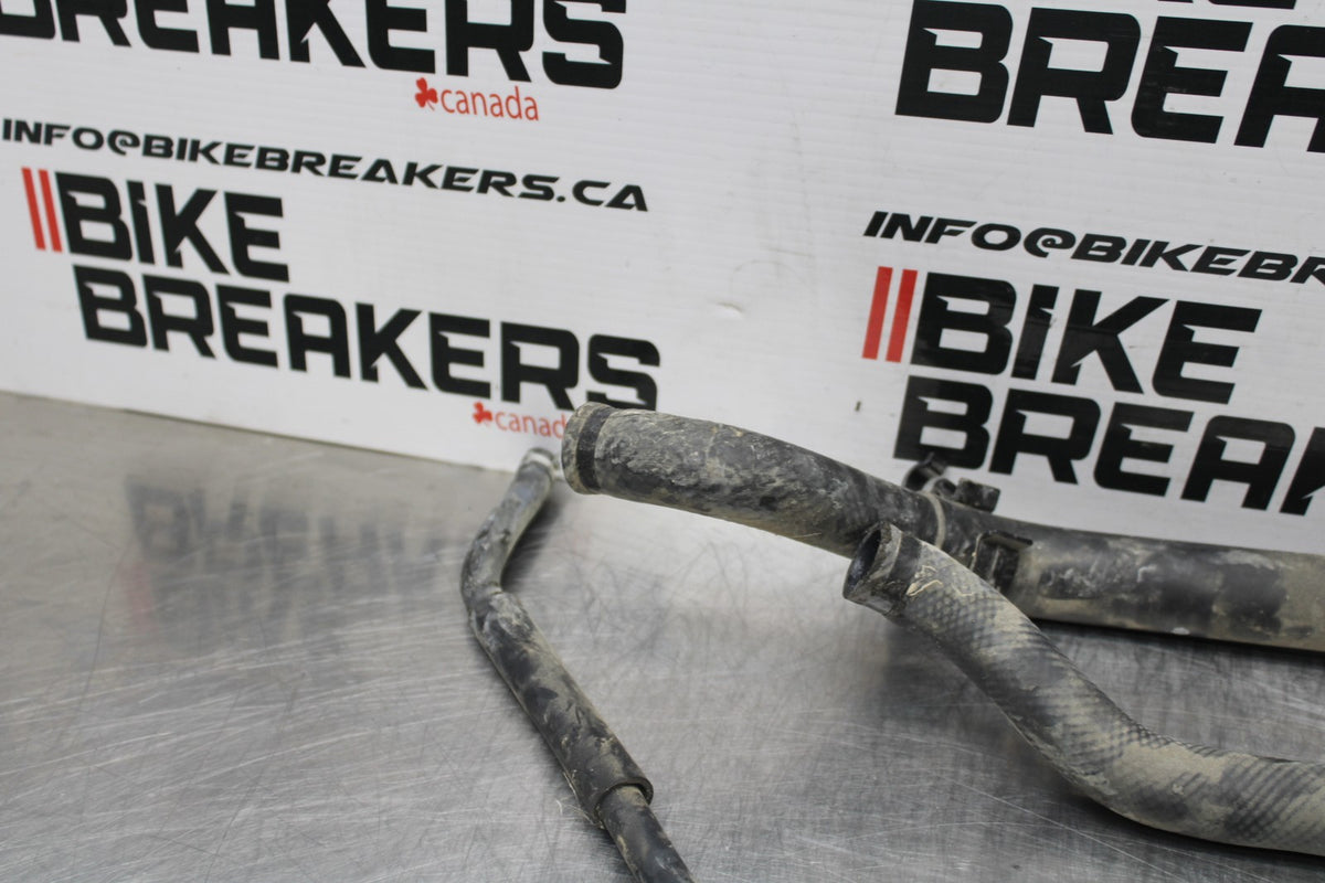 15 SUZUKI BOULEVARD C50 RADIATOR HOSES ENGINE COOLANT WATER PIPES HOSES BB775