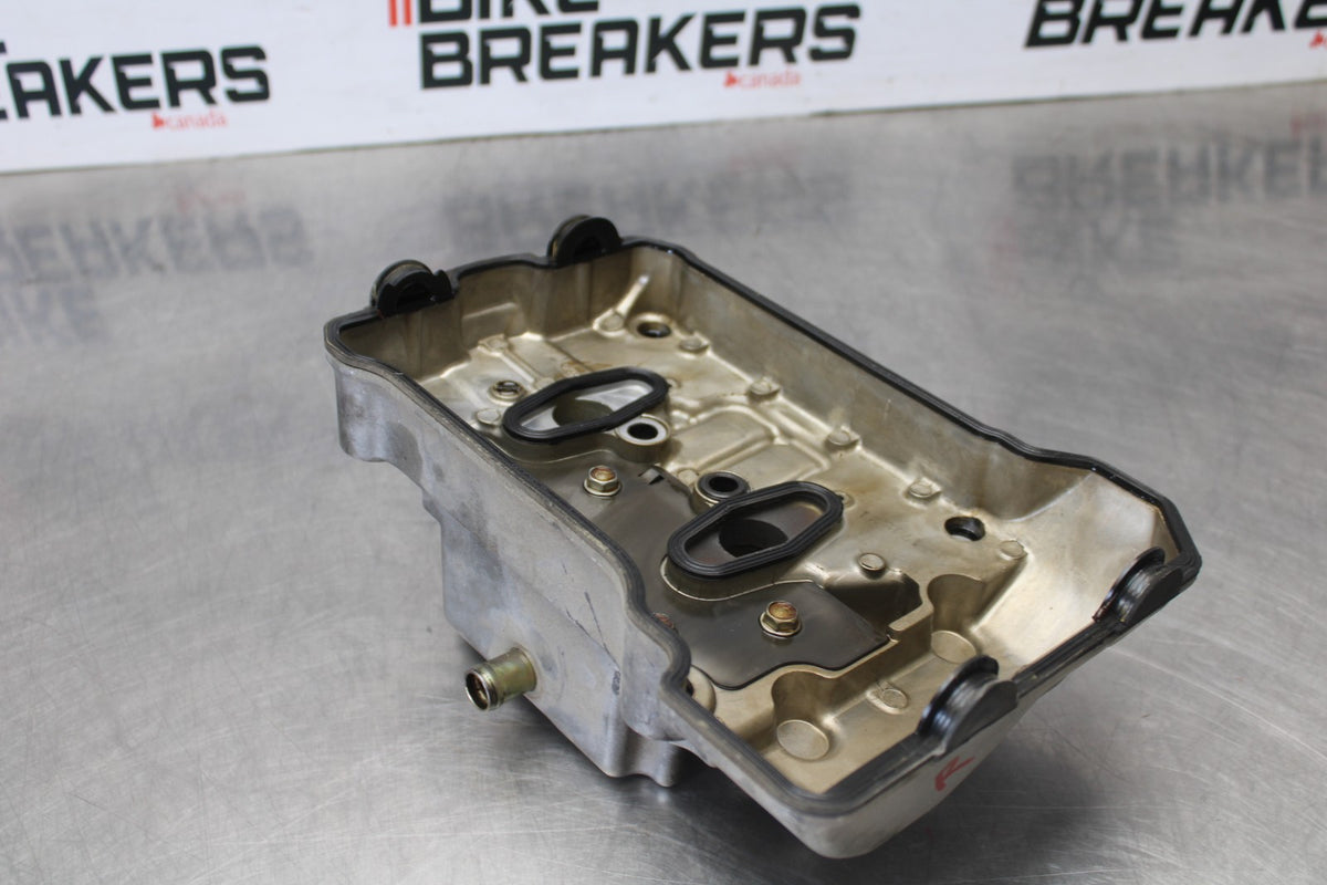 06-07 HONDA INTERCEPTOR 800 VFR800 REAR ENGINE CYLINDER HEAD COVER BB917