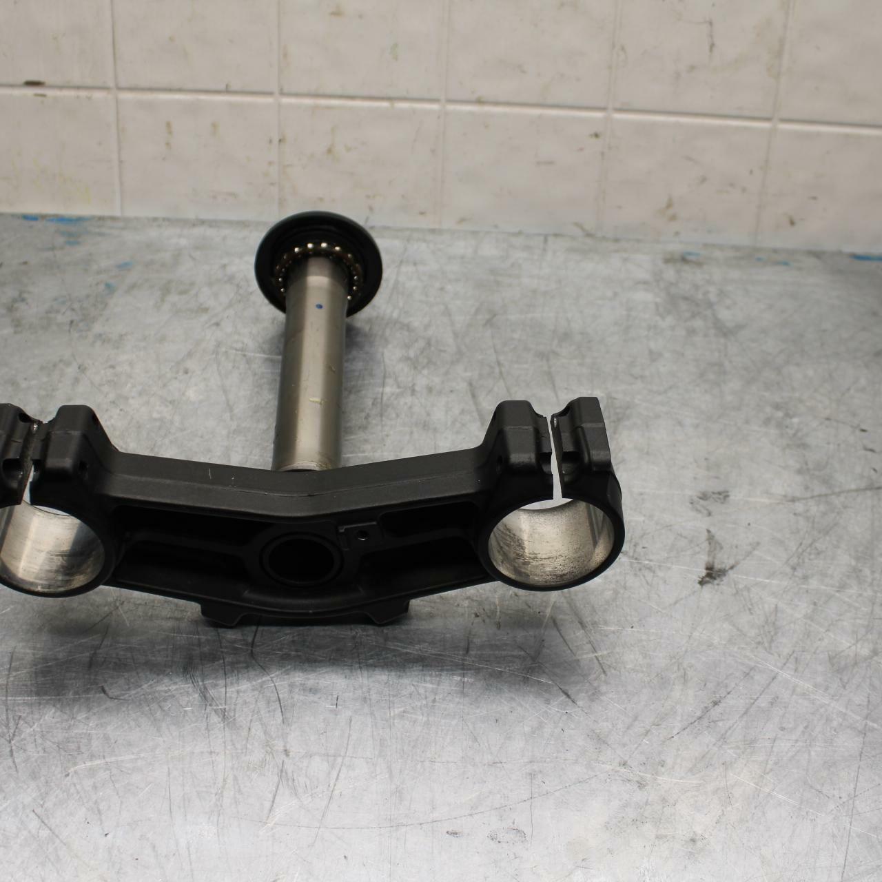 10-13 KAWASAKI Z1000 FRONT FORKS CLAMP LOWER TRIPLE TREE STEM BB421