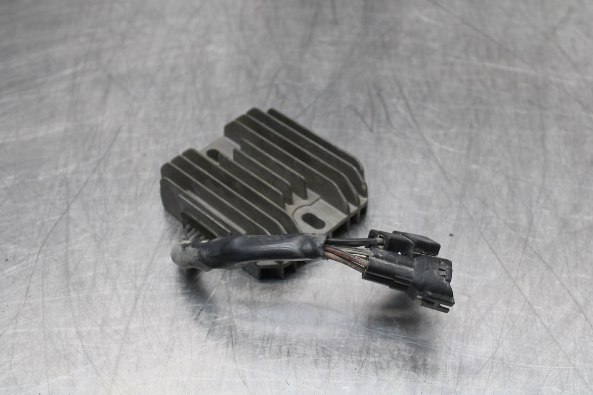 03 SUZUKI SV650S RECTIFIER VOLTAGE REGULATOR BB167