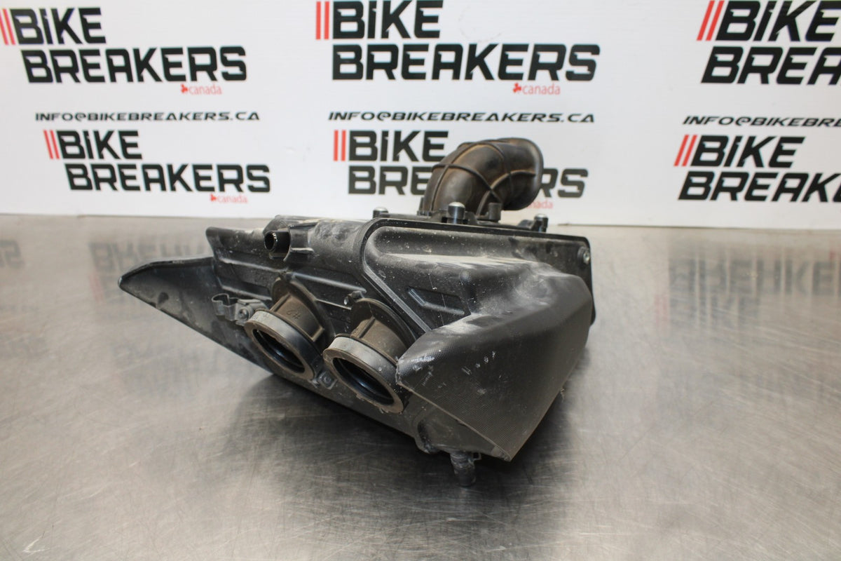 22-25 YAMAHA YZF R7 AIRBOX AIR INTAKE FILTER BOX BB182