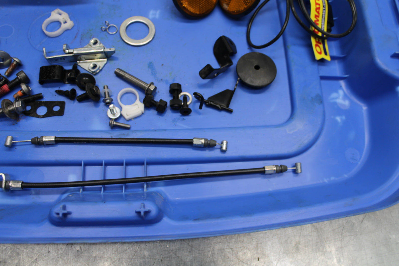 19-23 KAWASAKI NINJA ZX6R MOUNTING BOLTS HARDWARE MOTOR SCREWS BB749