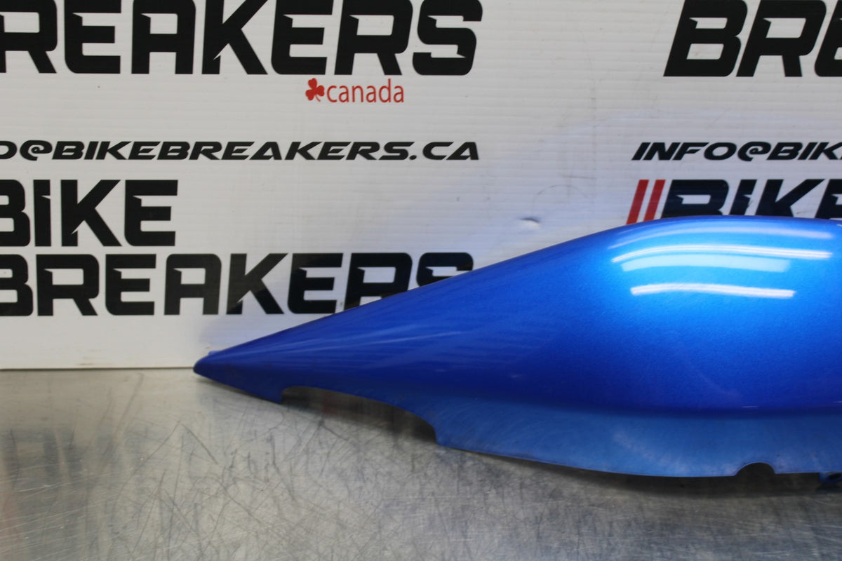 06-07 KAWASAKI NINJA 650R EX650A RIGHT REAR BACK TAIL FAIRING COWL SHROUD BB774