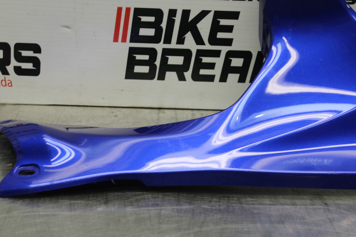 22-25 YAMAHA YZF R7 LEFT FRONT DUCT COVER PANEL COWL BB583