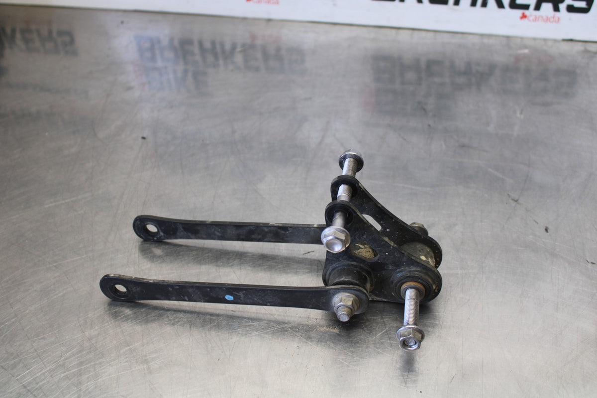20 TRIUMPH STREET TRIPLE 765 REAR DOGBONE SHOCK LINKAGE LINK BB864