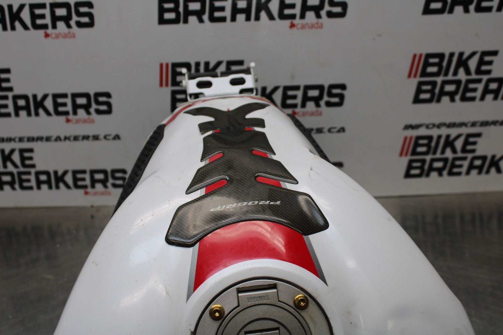 07-08 YAMAHA YZF R1 GAS TANK FUEL CELL PETROL RESERVOIR BB771