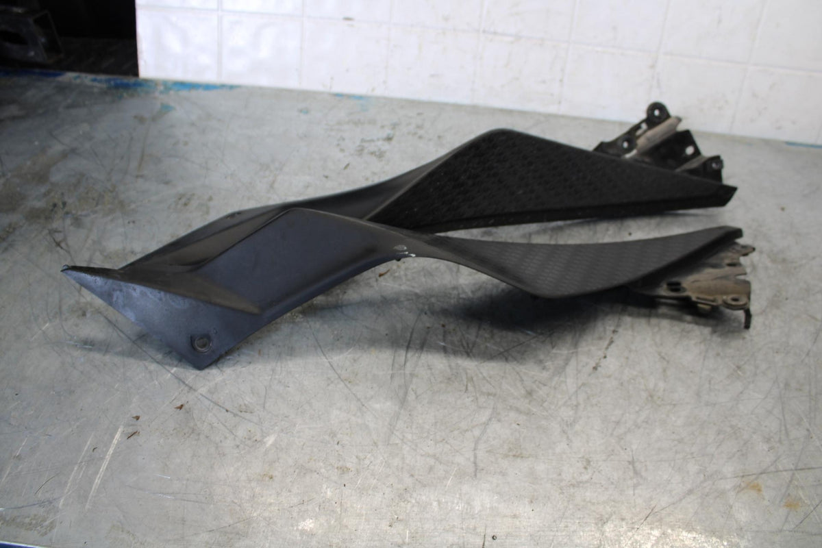 13-17 KAWASAKI NINJA 300 RIGHT LEFT GAS FUEL TANK PANELS COVERS TRIM SET BB429 