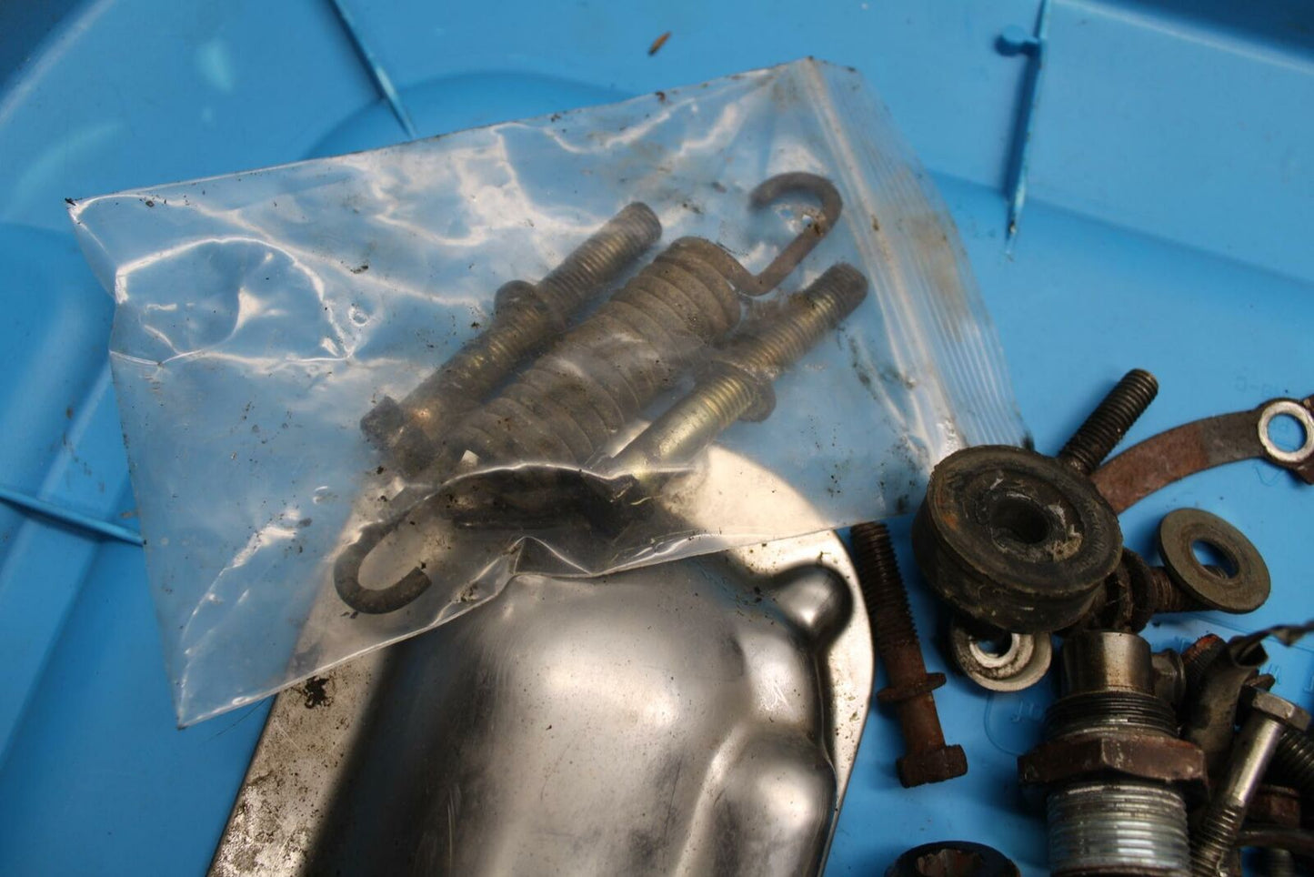 80-81 SUZUKI GS1000GL LEFTOVER BOLTS SCREWS SET BB245