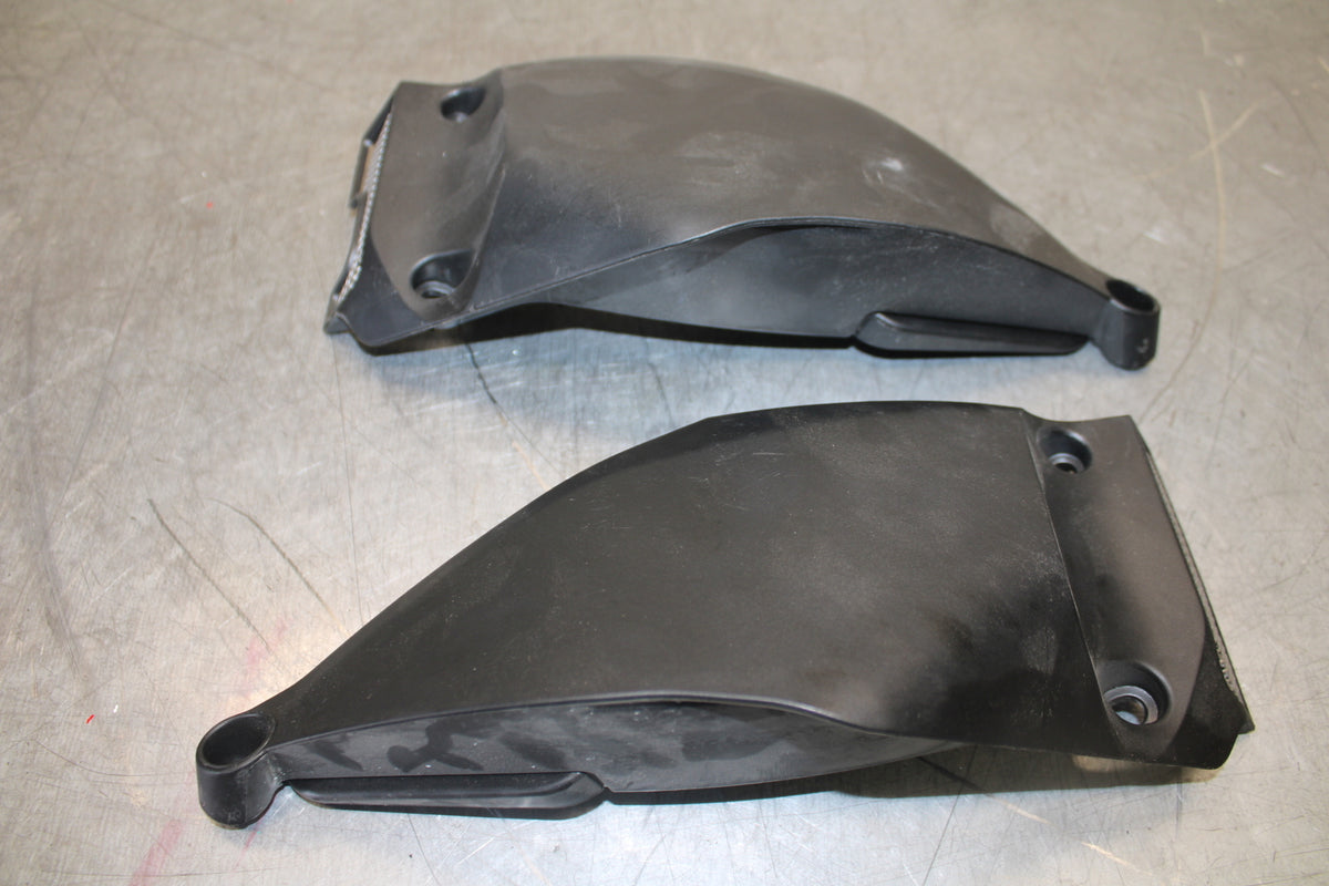 12-13 DUCATI STREETFIGHTER 848 AIR INTAKE SET BB705