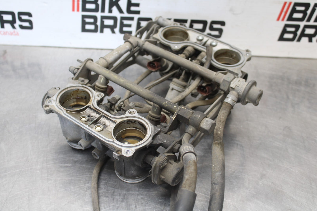 06-07 HONDA INTERCEPTOR 800 VFR800 MAIN FUEL INJECTORS / THROTTLE BODIES BB917