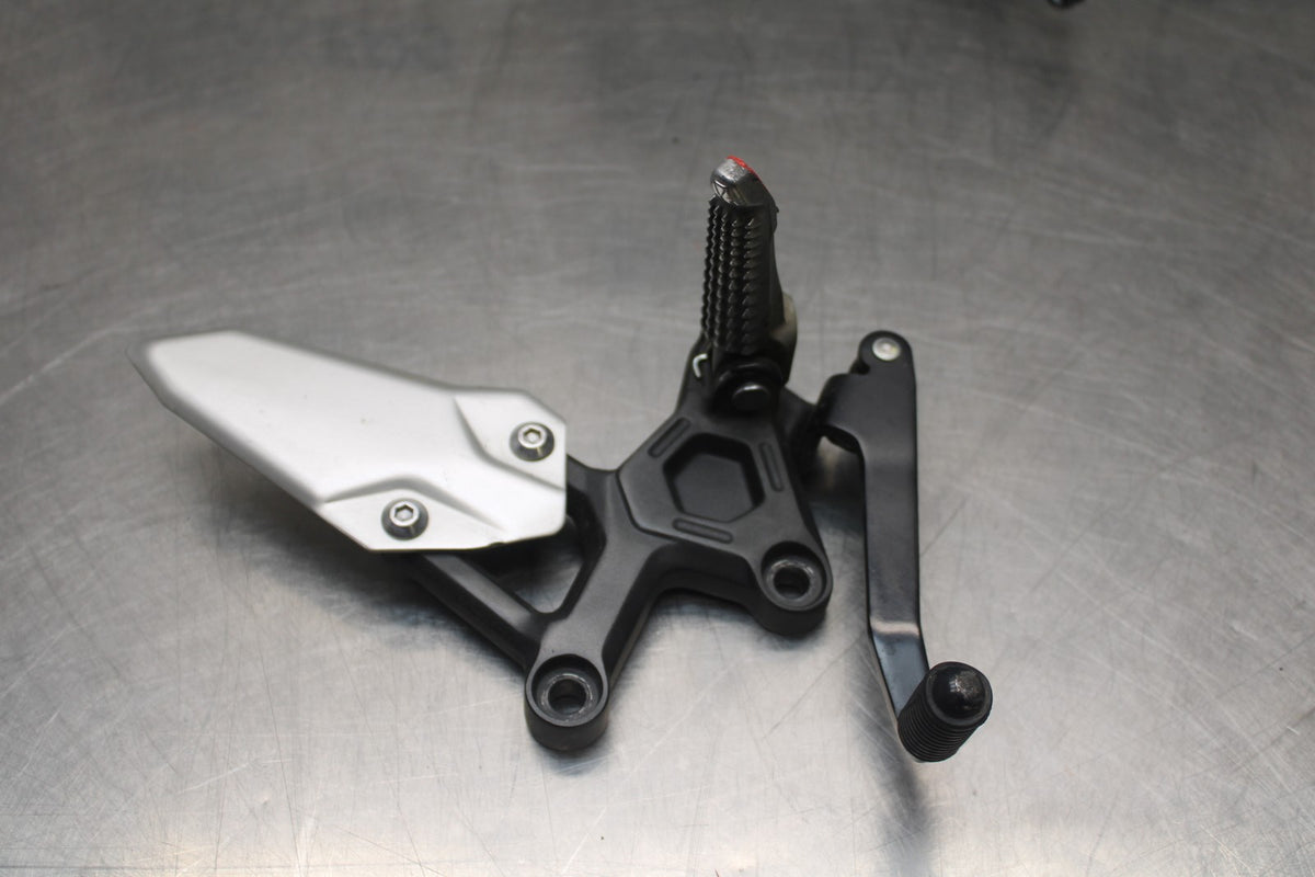 23-24 KAWASAKI ZX4R ZX 4RR ZX 4 RR ZX4 RR RIGHT LEFT REARSETS REAR SET BB827