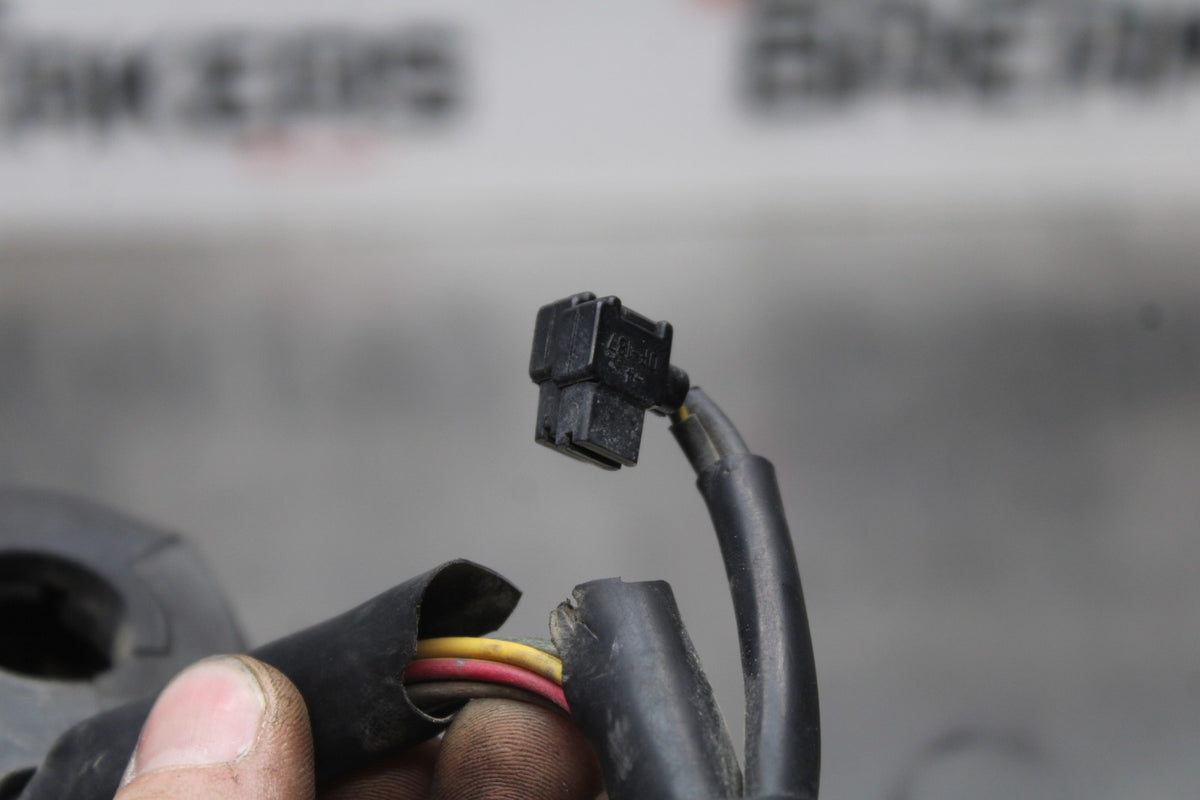 07 YAMAHA YZF R1 LEFT CLIP ON HANDLE HORN SIGNALS SWITCH SWITCHES BB826