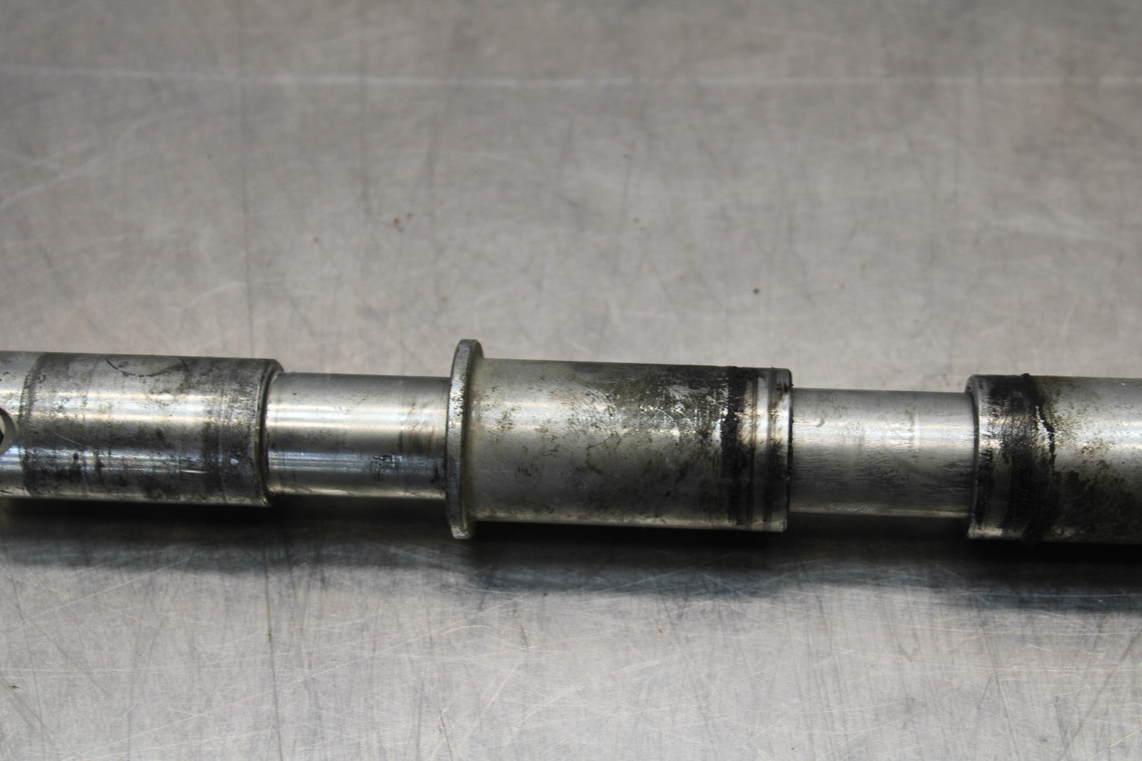 08 KAWASAKI VULCAN 900 FRONT WHEEL RIM AXLE PIVOT BOLT BB184