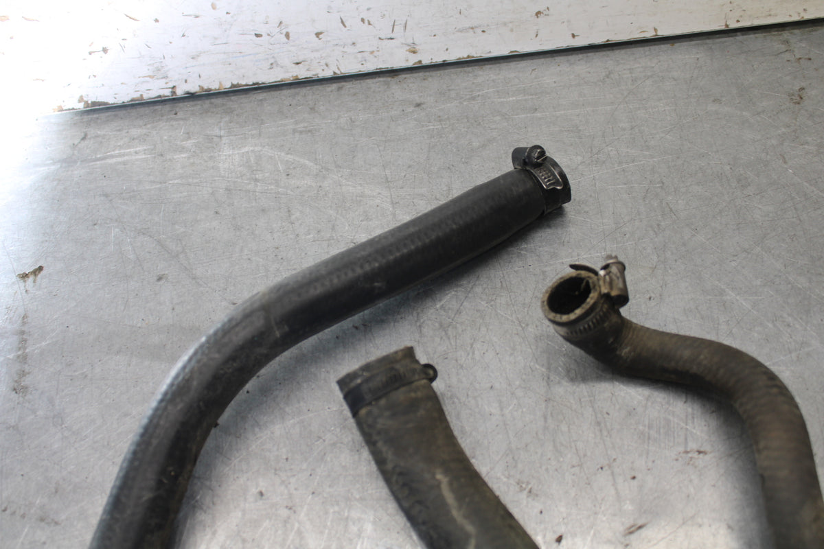 01-06 TRIUMPH TIGER 955I RADIATOR HOSES ENGINE COOLANT WATER PIPES SET  BB693