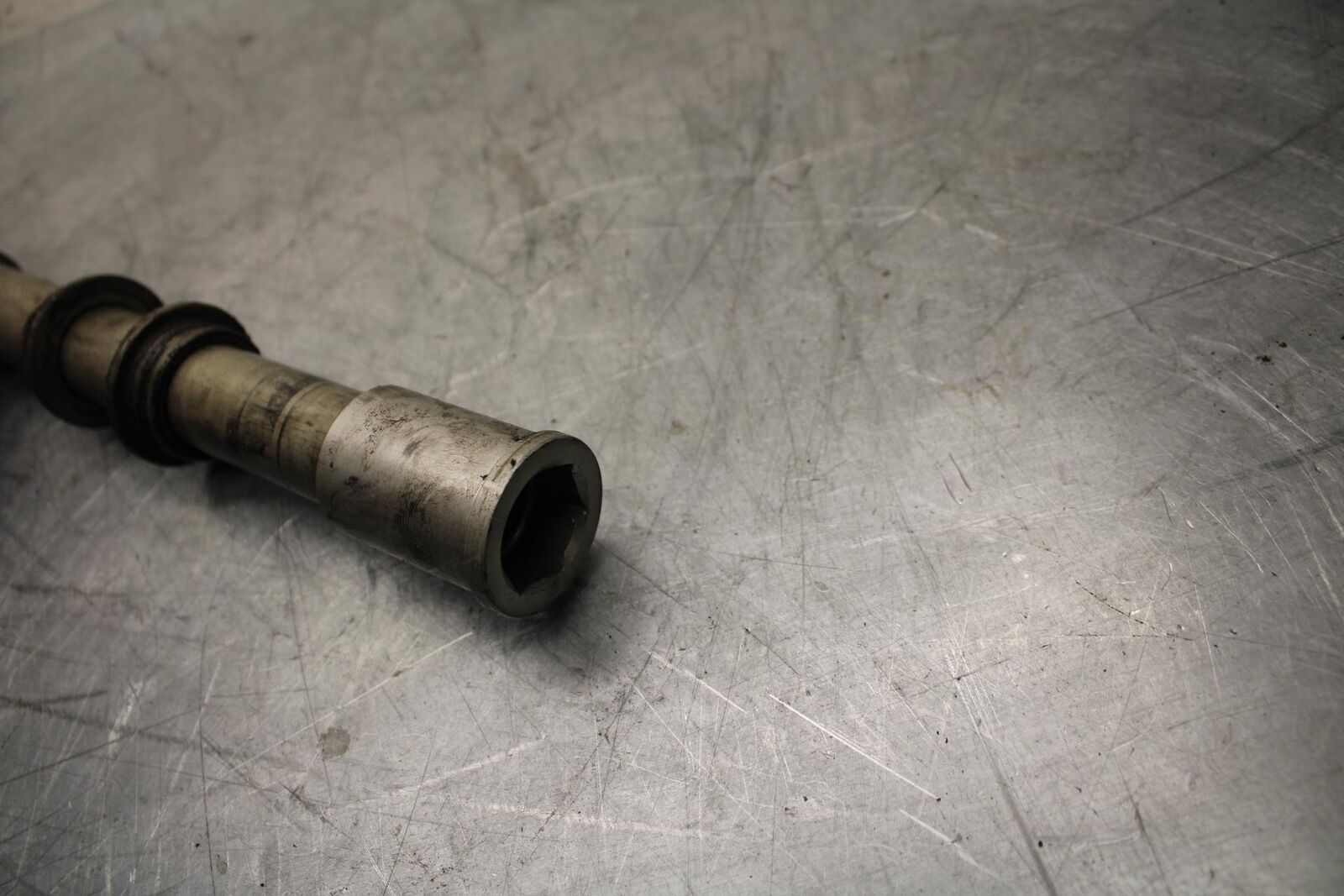 05-06 KAWASAKI NINJA ZX6R 636 FRONT WHEEL RIM AXLE PIVOT BOLT BB505