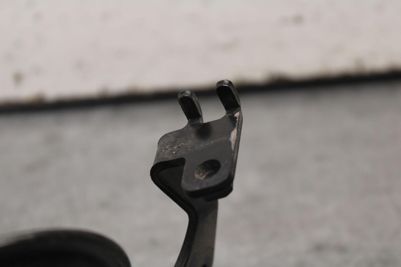 07-08 YAMAHA YZF R1 HORN SIGNAL BB675
