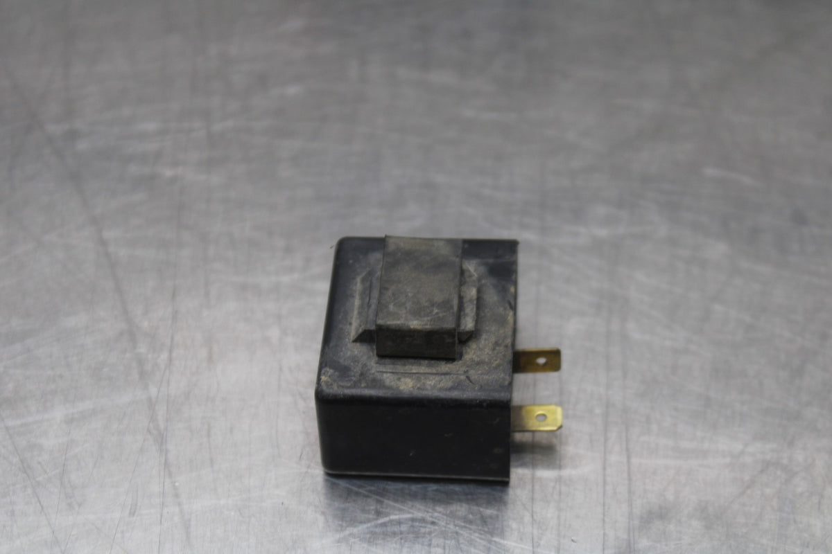 78-79 SUZUKI GS1000 TURN SIGNAL BLINKER RELAY FLASHER SWITCH BB787