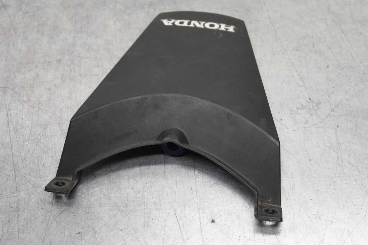 11-19 HONDA CBR125R CENTER REAR BACK TAIL FAIRING COVER TRIM COWL BB105
