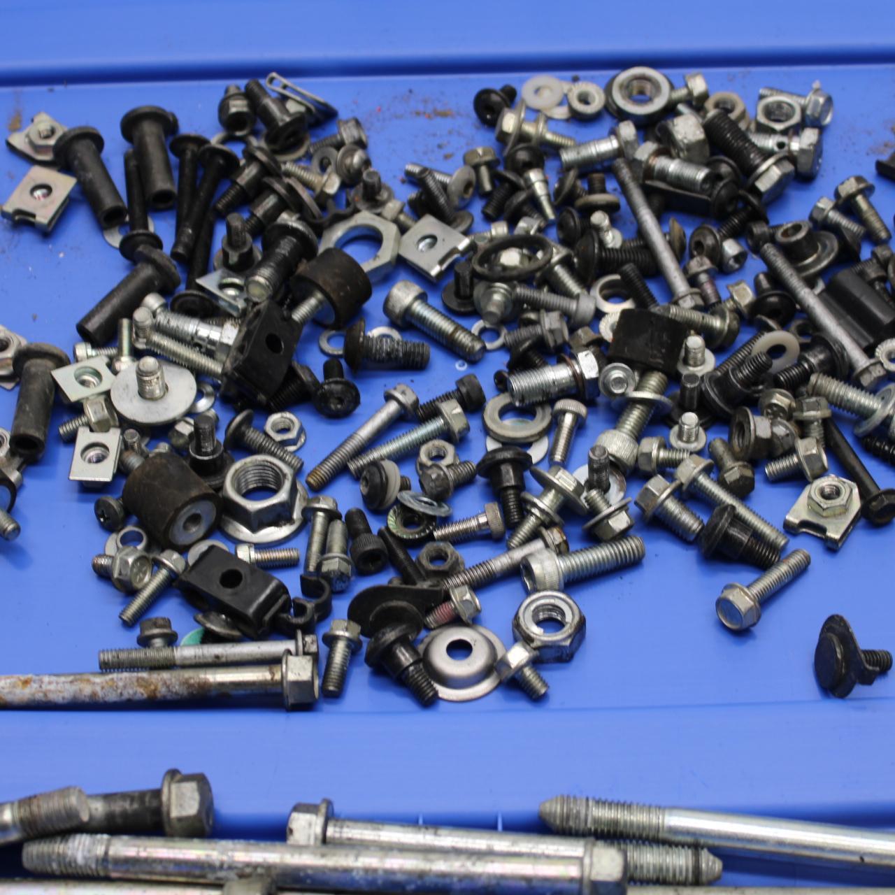 16-24 KTM 390 RC MISCELLANEOUS MOUNTING BOLTS HARDWARE MOTOR SCREWS BB648
