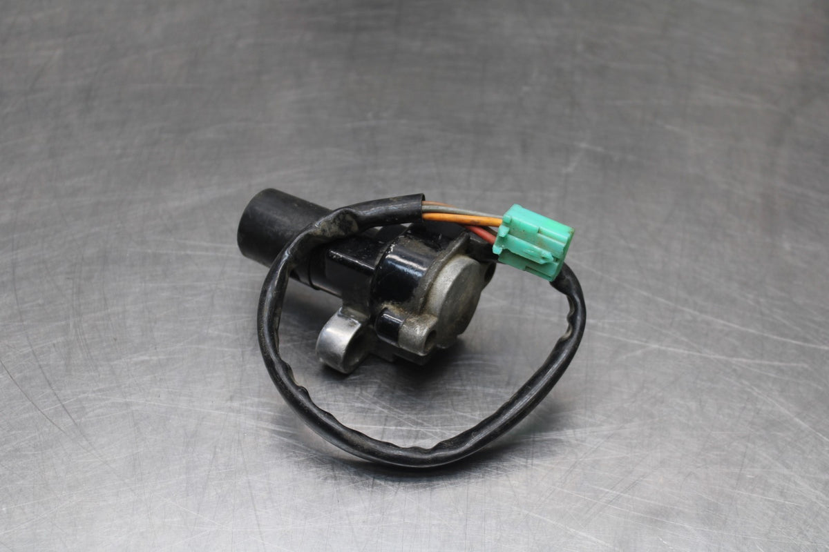 86 SUZUKI GSXR1100 G IGNITION LOCK NO KEY SET AND SEAT LOCK BB02