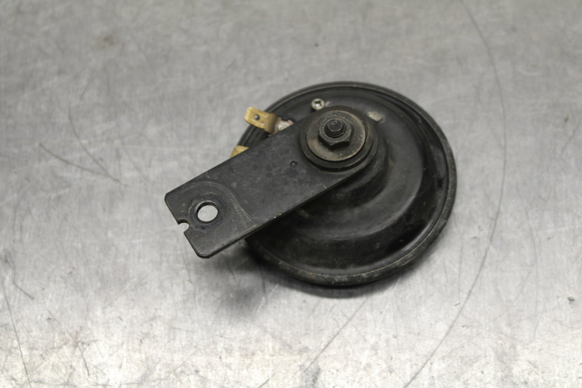 12-13 KAWASAKI Z1000 HORN SIGNAL BB743