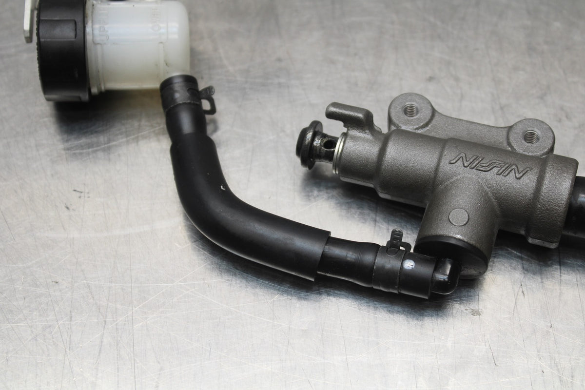 18 YAMAHA YZF R1  REAR BACK BRAKE MASTER CYLINDER W RESERVOIR BB838