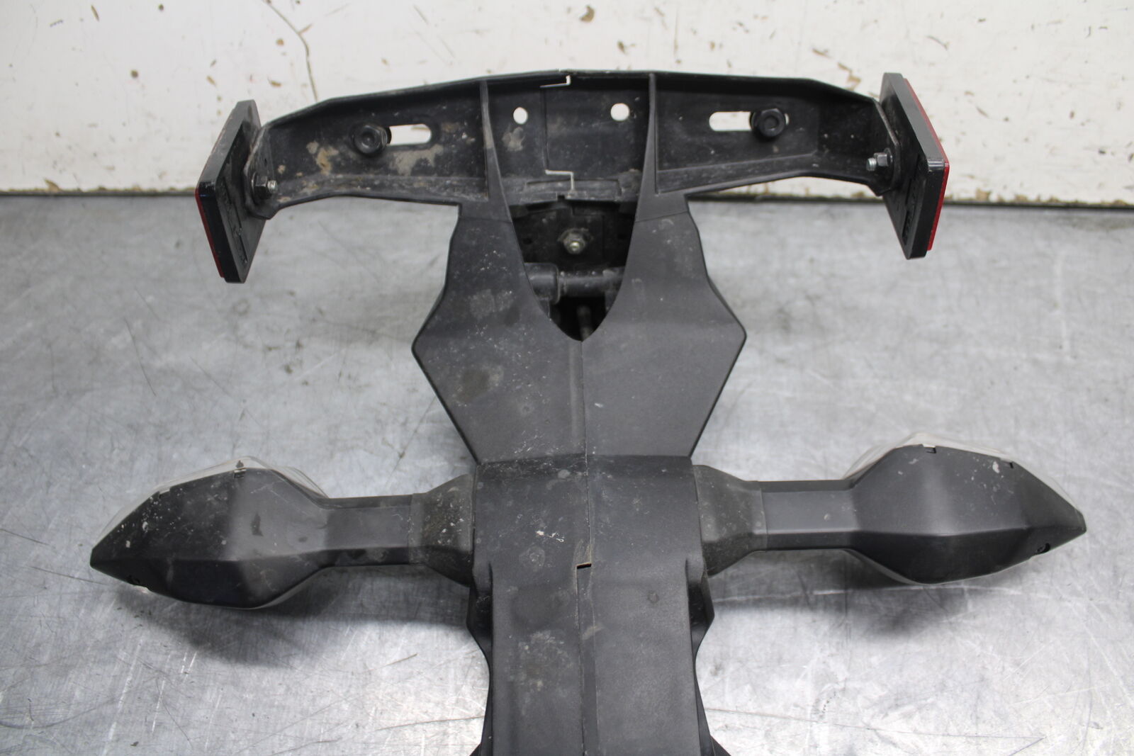 18-24 KAWASAKI NINJA 650 REAR BACK FENDER MUD GUARD BB725