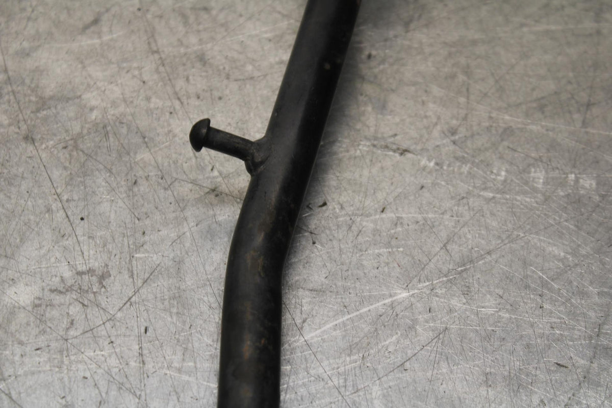 04-09 SUZUKI GS 500 FH GS500F PASSENGER REAR SEAT GRAB BAR HANDLE SET BB97