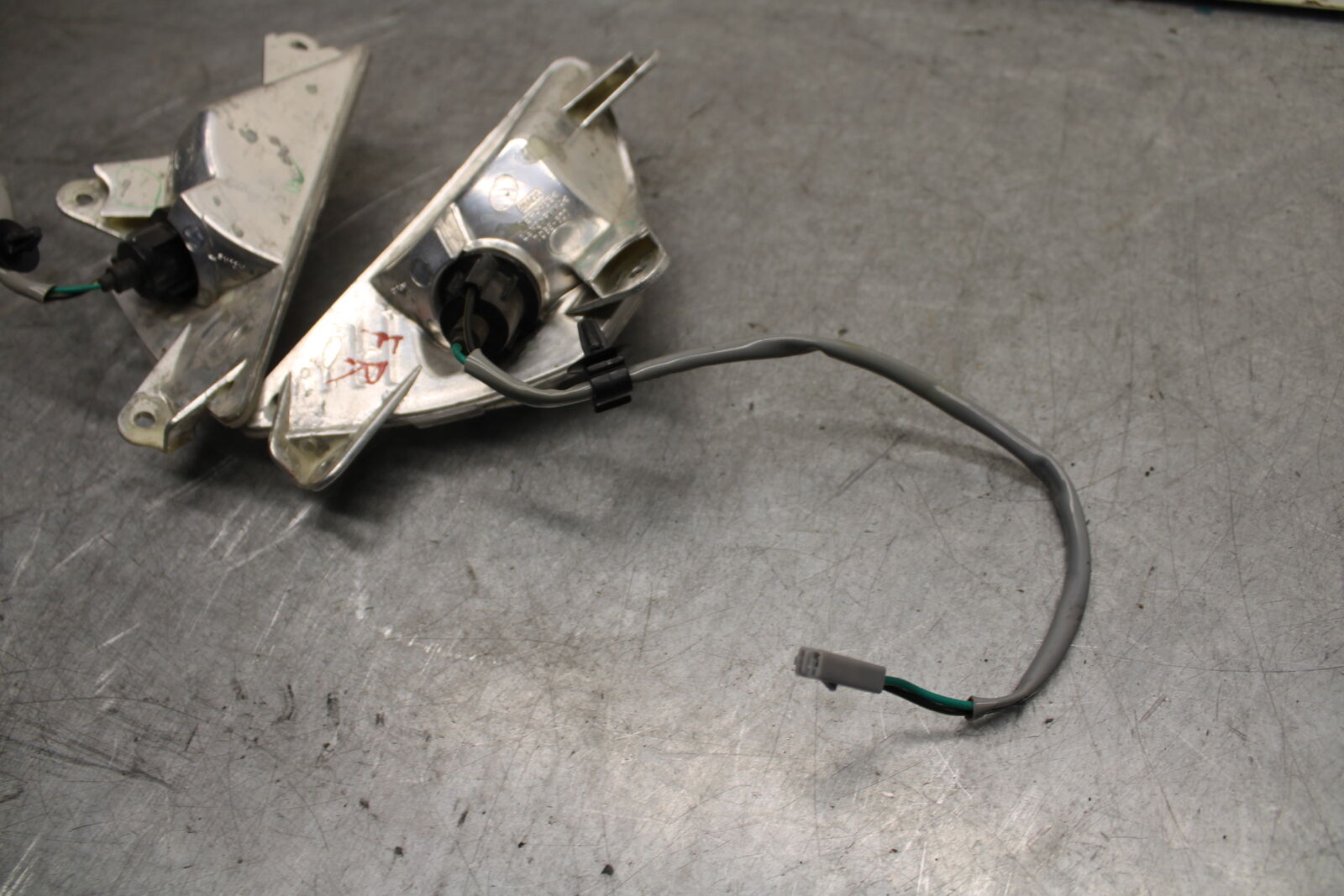 13-18 KAWASAKI NINJA ZX6R FRONT LEFT RIGHT TURN SIGNALS LIGHT INDICATORS BB666