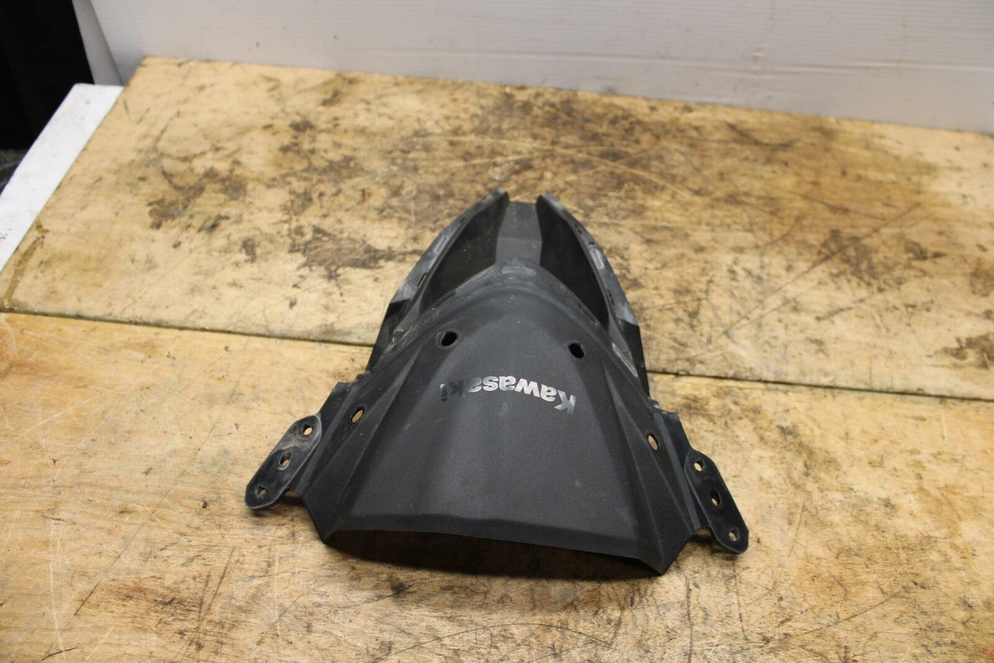 13-18 KAWASAKI NINJA ZX6R FRONT CENTER COWL FAIRING BB349