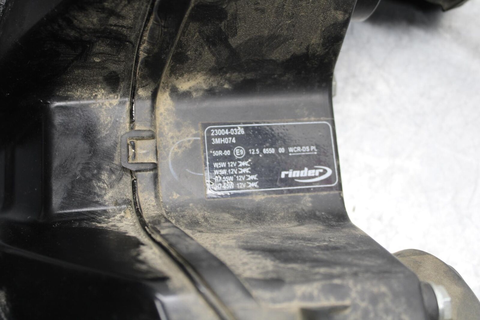 2015 Kawasaki Ninja 300 EX300 FRONT HEADLIGHT HEAD LIGHT LAMP 23007-0174 BB61