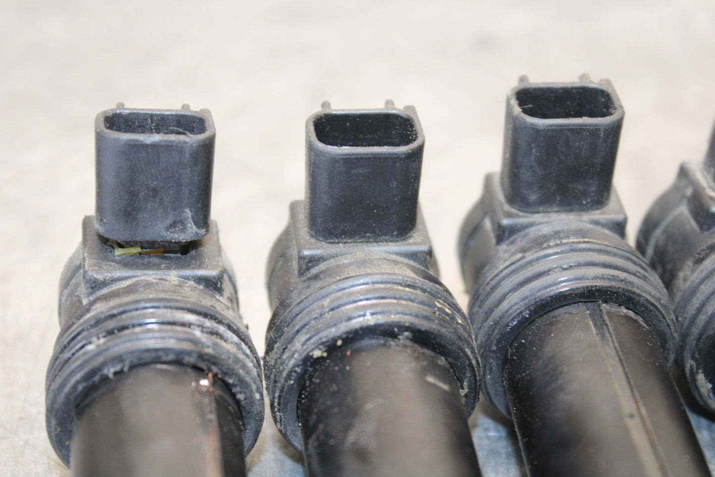 03-04 KAWASAKI NINJA ZX6RR IGNITION COILS COIL SPARK PLUG CAPS BB684