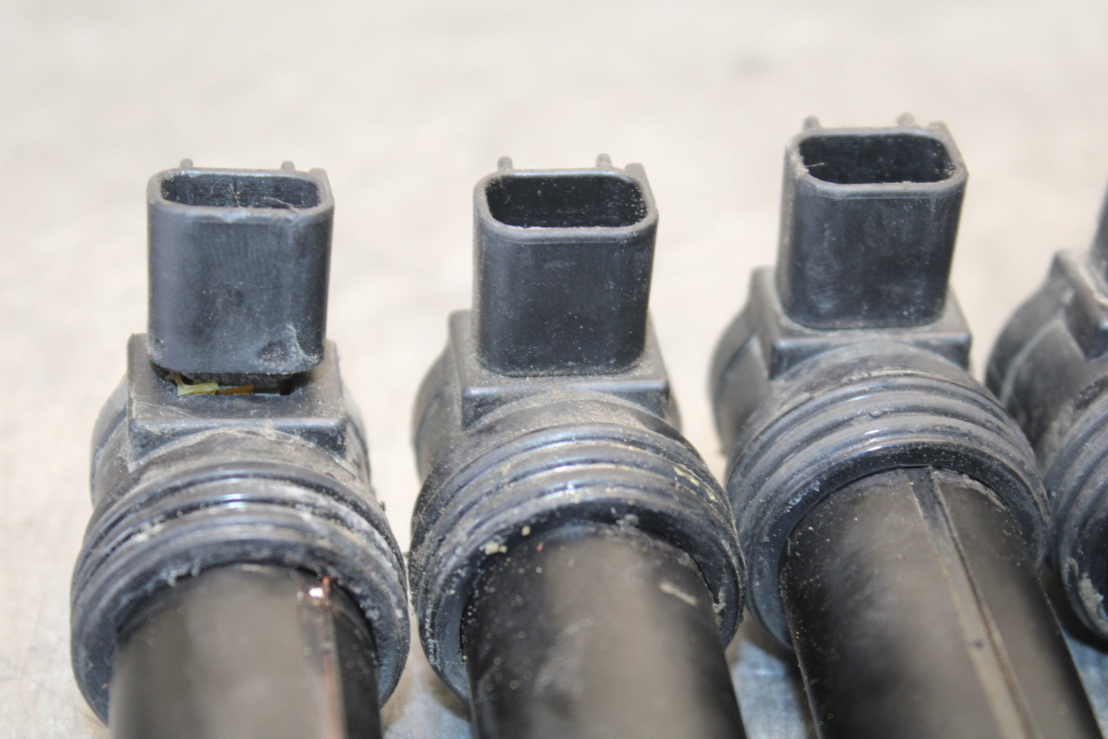 03-04 KAWASAKI NINJA ZX6RR IGNITION COILS COIL SPARK PLUG CAPS BB684