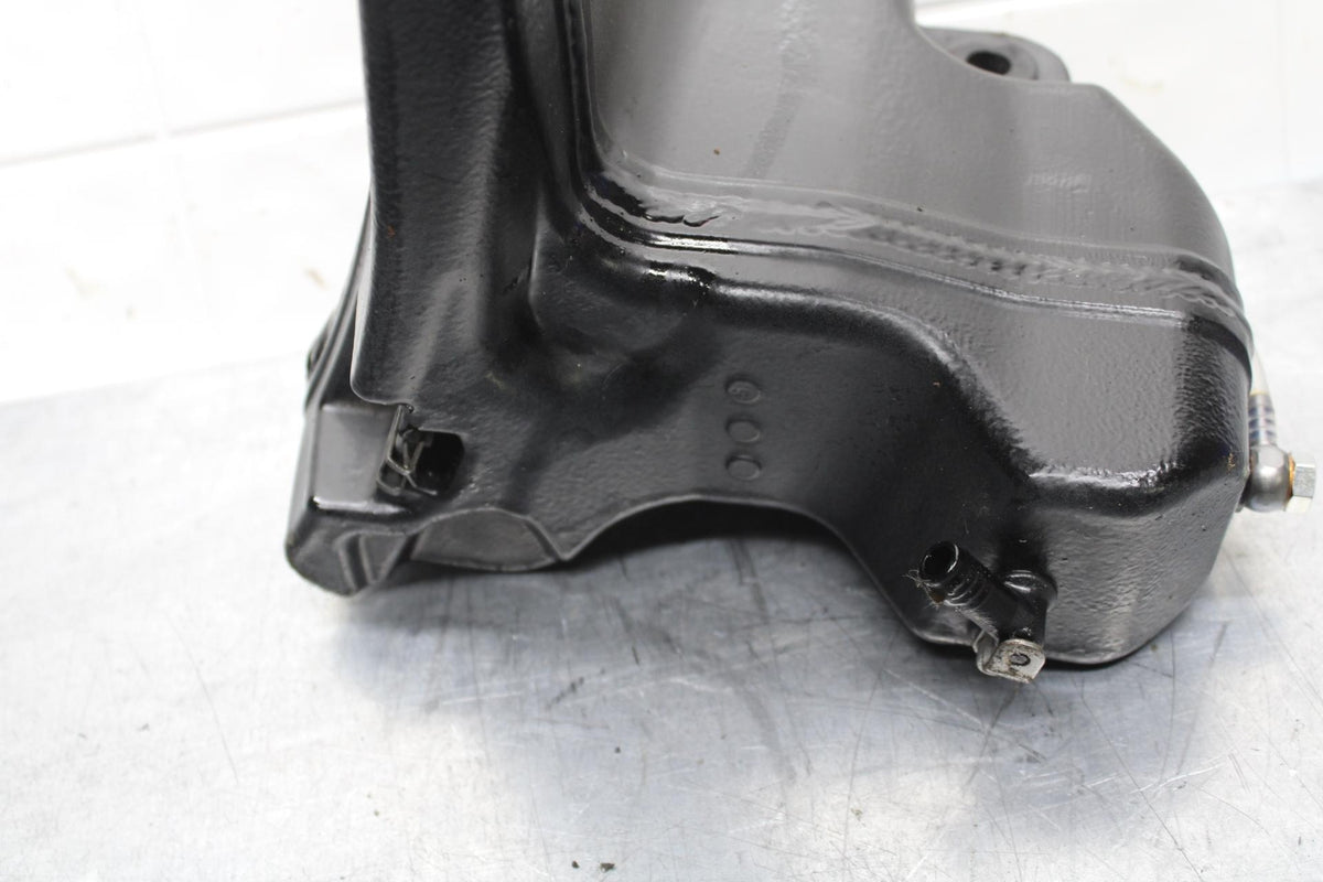 07-11 KTM  990 SUPER DUKE OIL TANK ENGINE RESEVOIR BB578