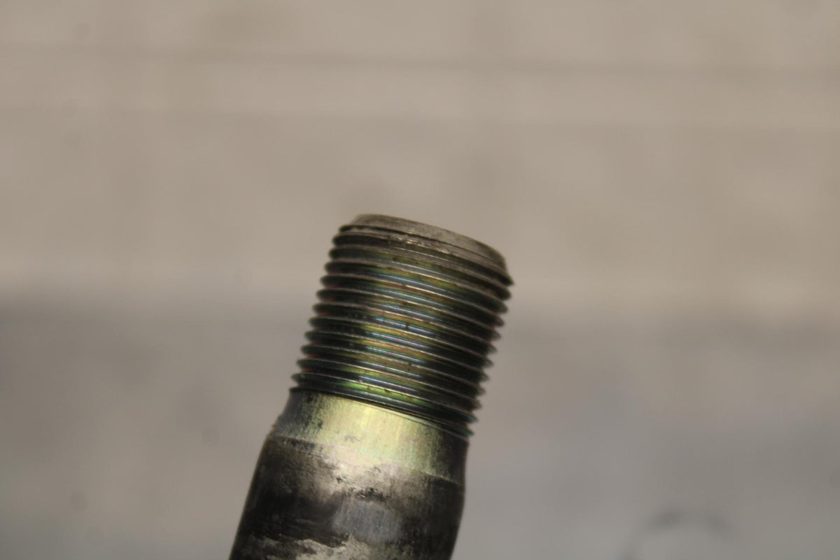 2015 Suzuki GSXR750 FRONT WHEEL RIM AXLE PIVOT BOLT 54711-14J00 BB595
