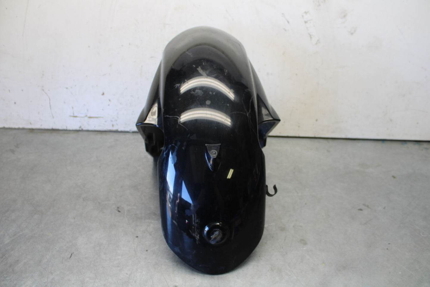 11-24 SUZUKI GSXR750 FRONT WHEEL FENDER COWL FAIRING  BB687