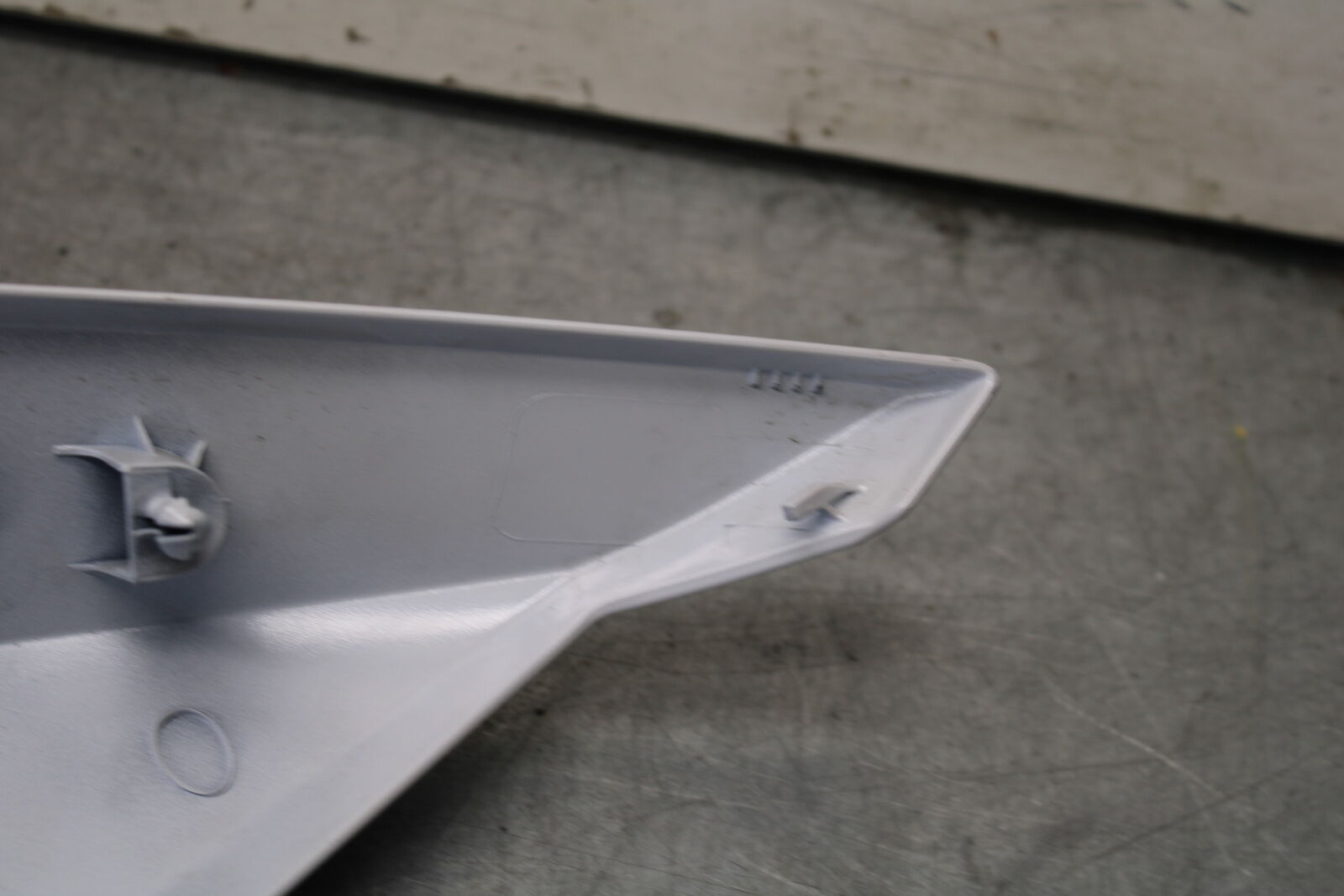 18-23 KAWASAKI NINJA 400 RIGHT REAR BACK TAIL FAIRING COWL SHROUD BB660