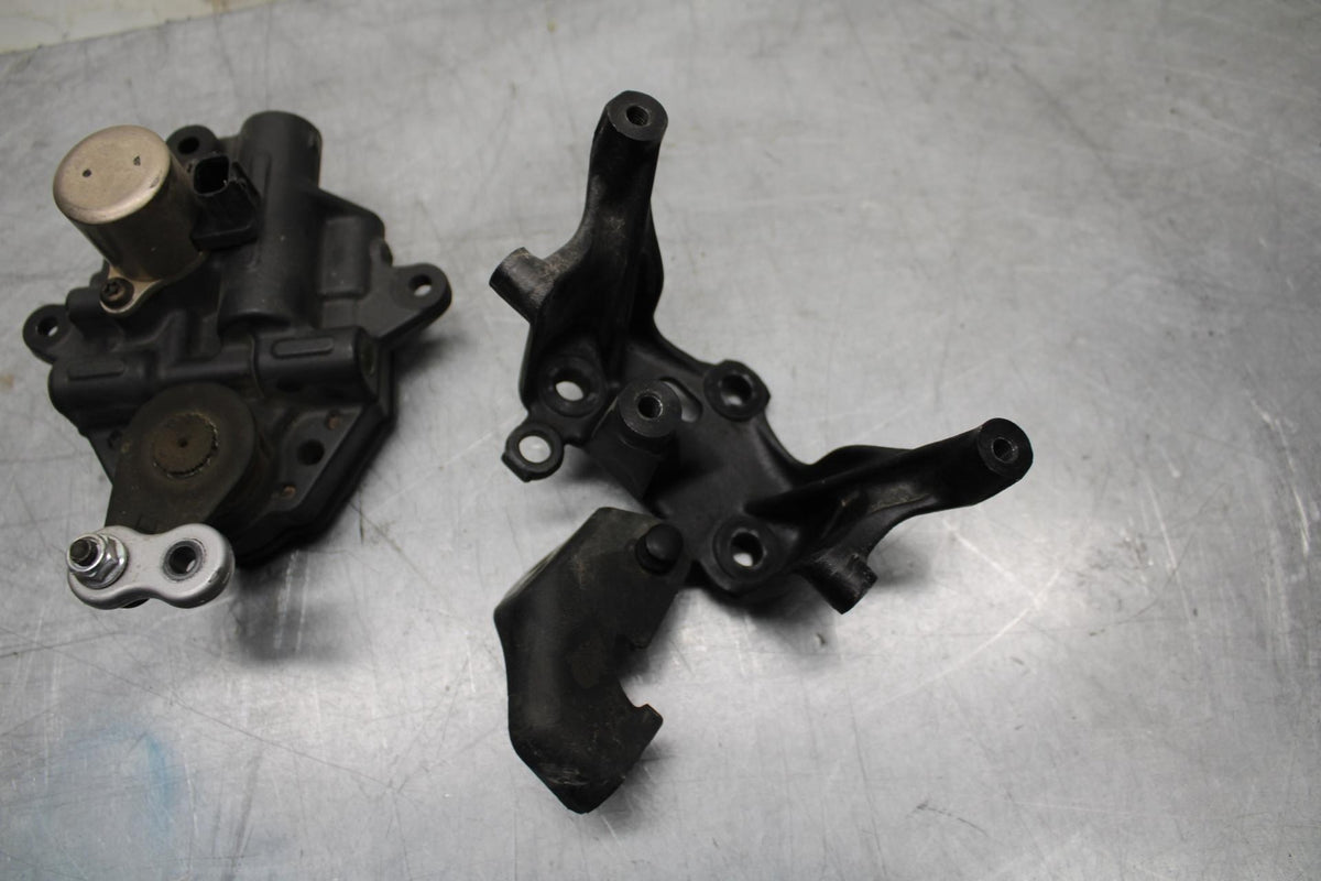 06-07 HONDA CBR1000RR STEERING DAMPER  53700-MEL-023 53740-MEL-000 BB464