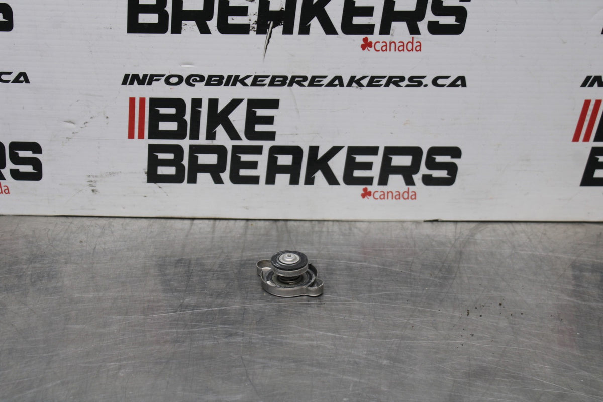 07-08 KAWASAKI NINJA ZX6R RADIATOR CAP BB855