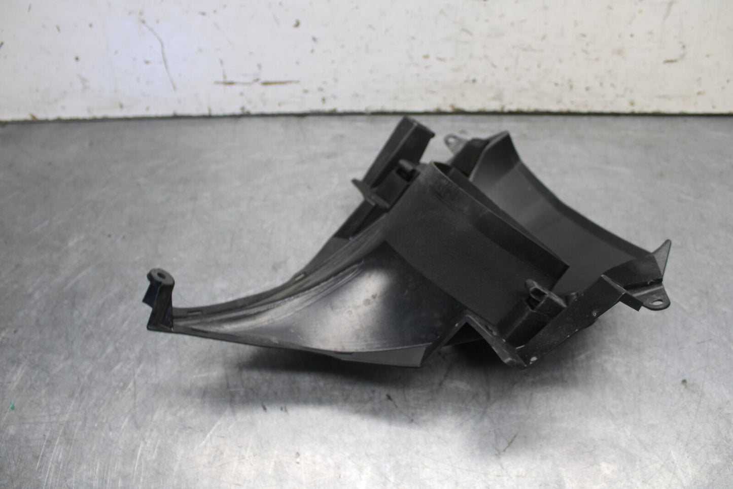 09-12 KAWASAKI NINJA ZX6R FRONT CENTER COWL FAIRING BB698