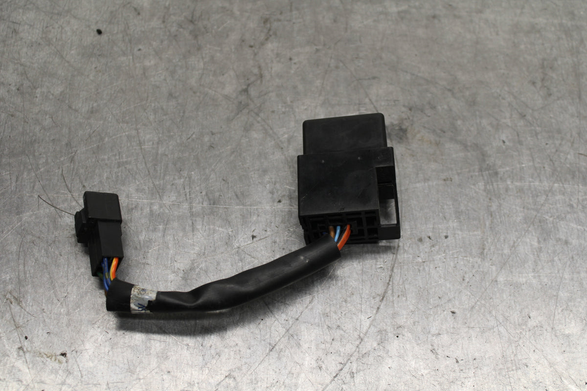 08-10 SUZUKI GSXR750 TURN SIGNAL BLINKER RELAY FLASHER SWITCH BB119