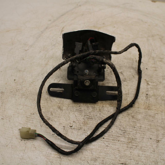 06-21 KAWASAKI VULCAN 900 LICENSE PLATE LIGHT BB363