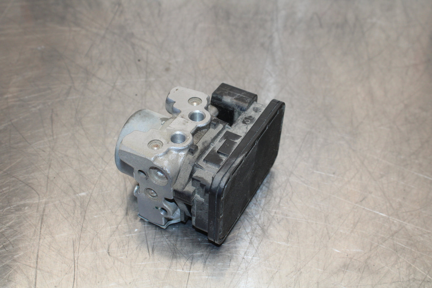 15-16 HONDA CB300F ABS PUMP UNIT MODULE BB150