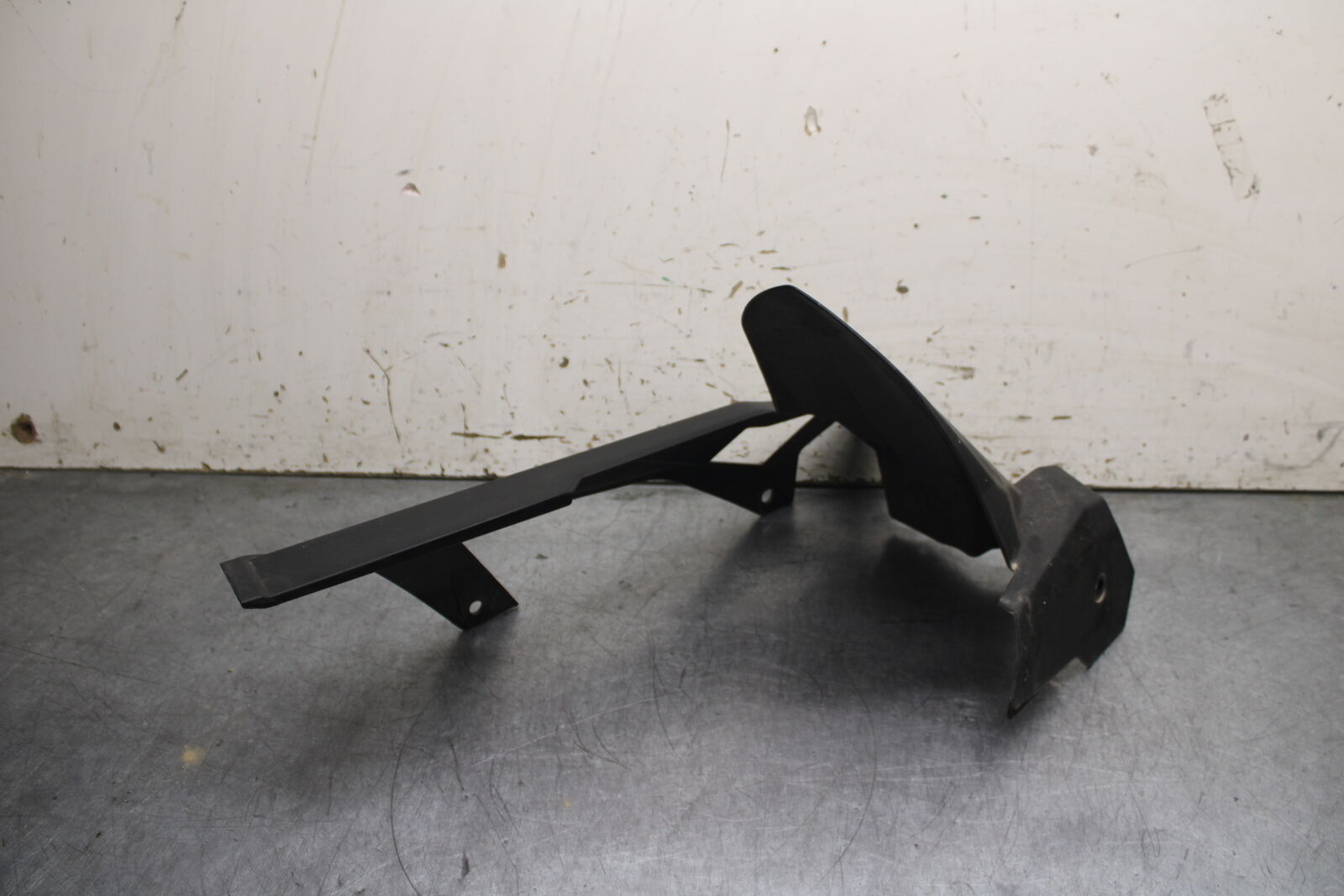 18-23 KAWASAKI NINJA 400 EX400 ABS REAR BACK CHAIN GUARD COVER SHIELD BB747 