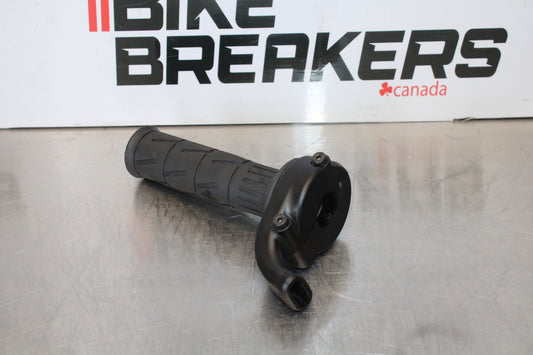 23-24 KAWASAKI NINJA ZX14R NEW!! THROTTLE CABLE LINE HOUSING GUIDE BB169