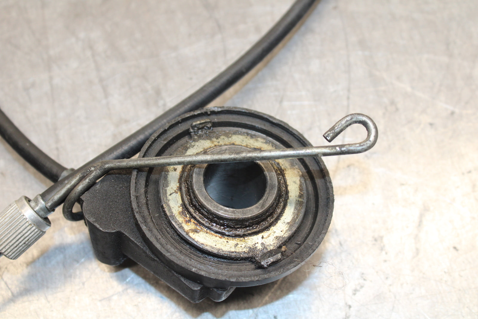 93 SUZUKI GSXR750W SPEED DRIVE GEAR HUB with CABLE  BB112