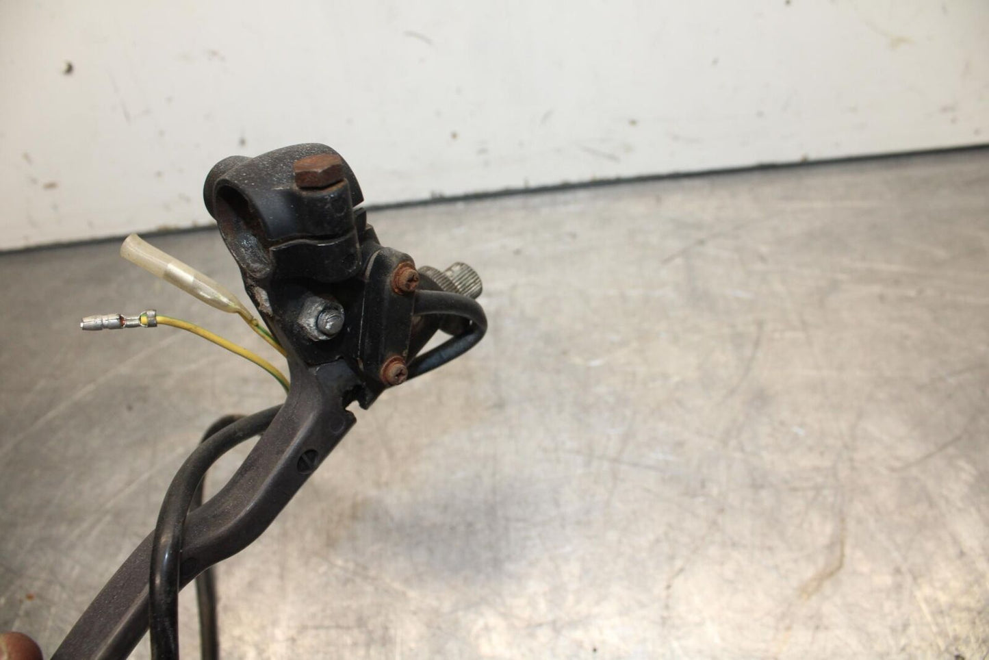 80-81 SUZUKI GS1000 G CLUTCH PERCH MOUNT WITH LEVER  BB91