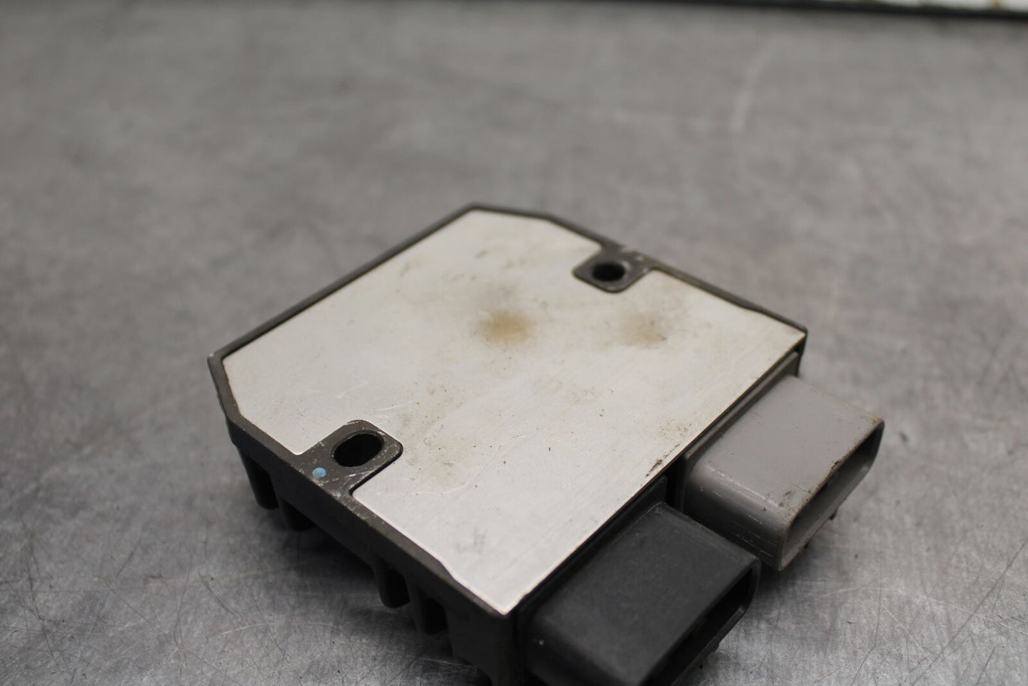 07-08 YAMAHA YZF R1 RECTIFIER VOLTAGE REGULATOR BB724